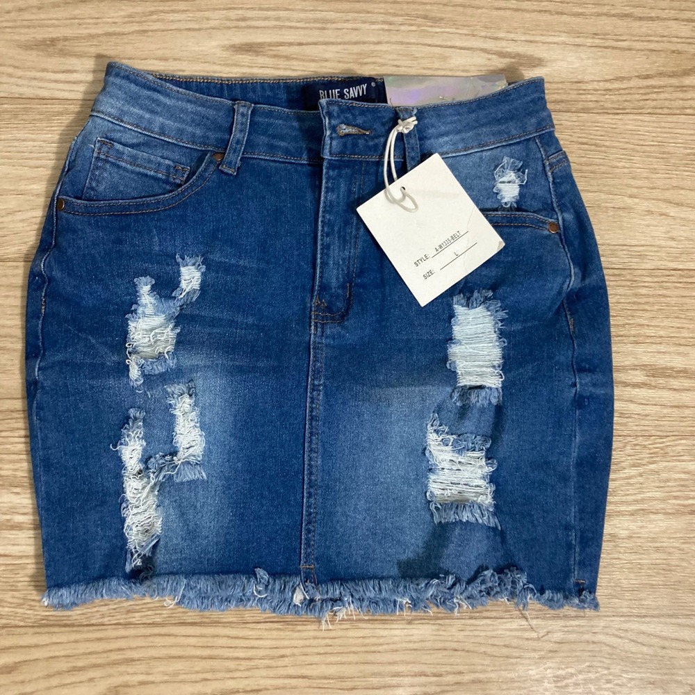 Blue Savvy Denim Mini Skirt Womens L Blue NWT Distressed Raw Hem A-W1335-BELT